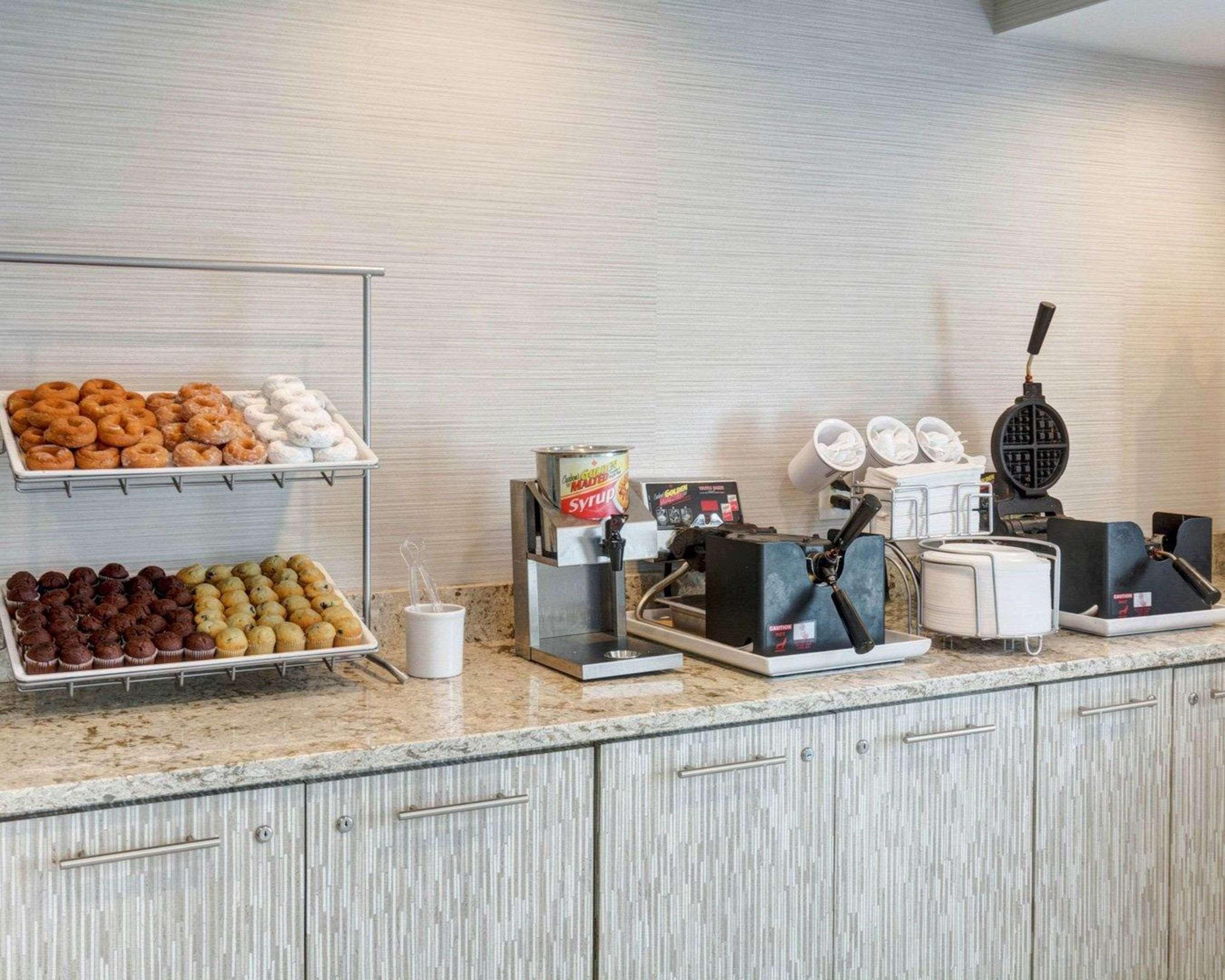 Comfort Inn Williamsburg Gateway Εξωτερικό φωτογραφία