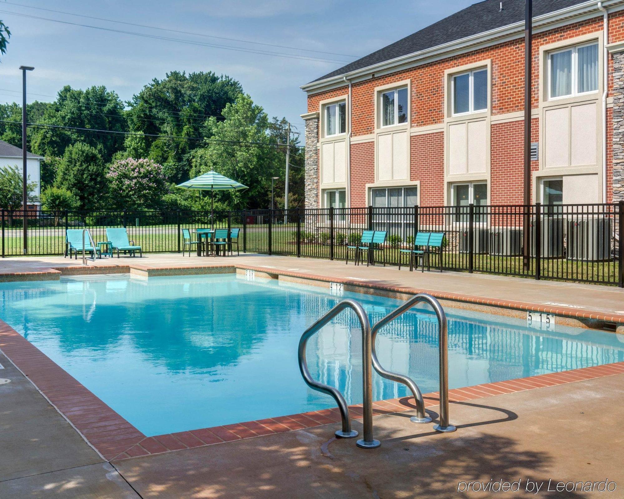 Comfort Inn Williamsburg Gateway Εξωτερικό φωτογραφία